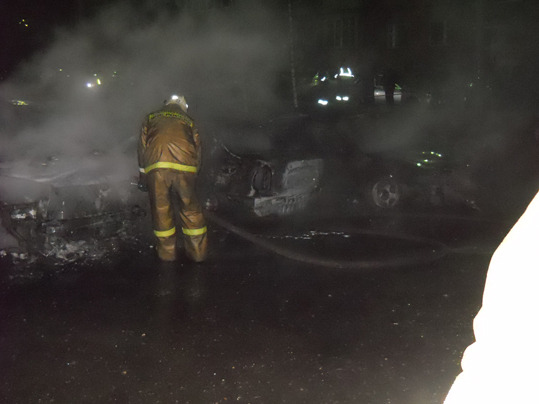       Три автомобиля сгорело в Сергиевом Посаде          