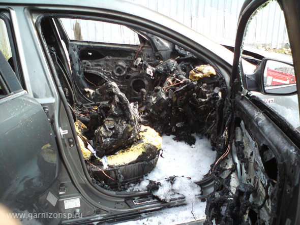       В Сергиевом Посаде сгорел автомобиль          